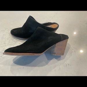 Comfortable stack mule